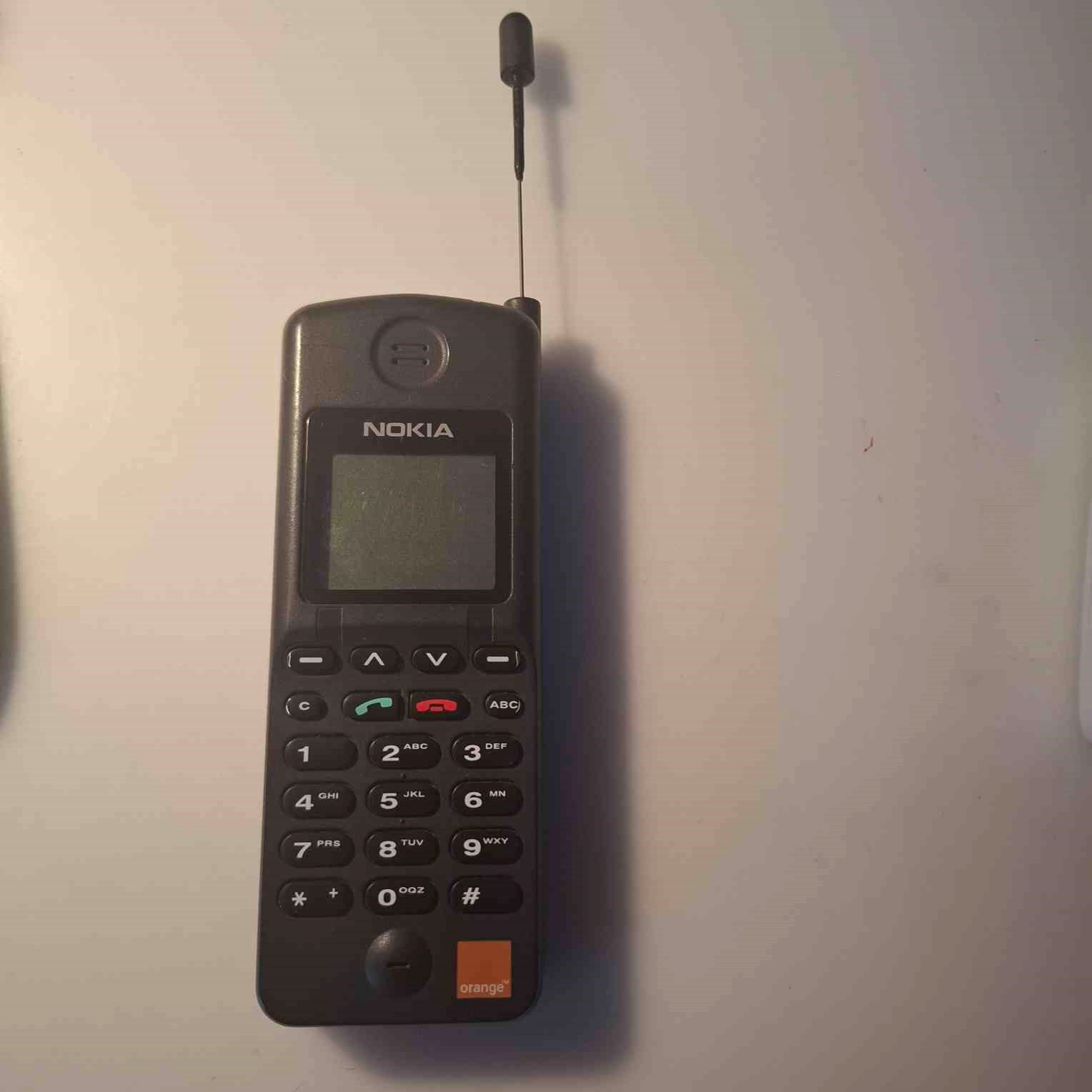 Nokia 2140